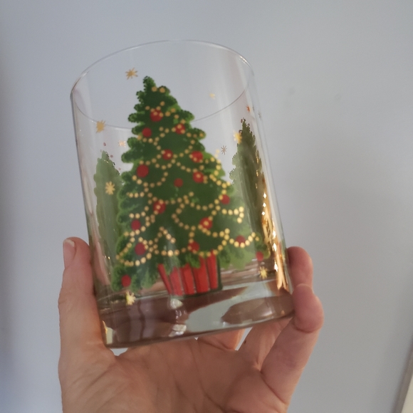 Christmas Set of 4 Whiskey Glasses Heavy Bottoms Christmas Tree Rocks Gl… - Picture 4 of 8